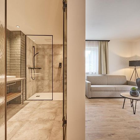 Alpendorf Hotel Stern Санкт Йохан им Понгау Екстериор снимка