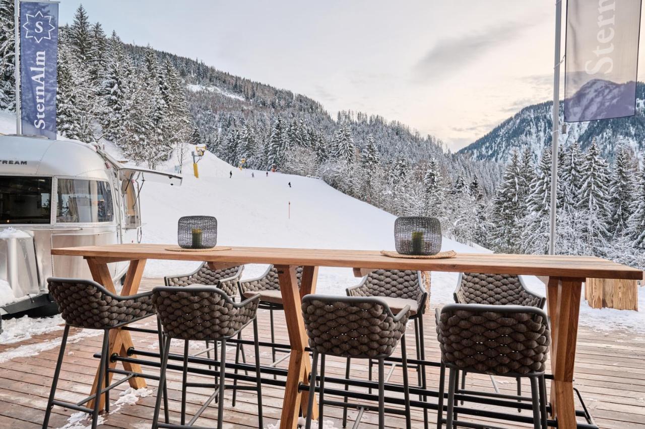 Alpendorf Hotel Stern Санкт Йохан им Понгау Екстериор снимка